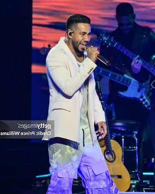 Romeo Santos Tampa