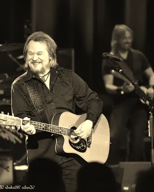 Travis Tritt Clearwater